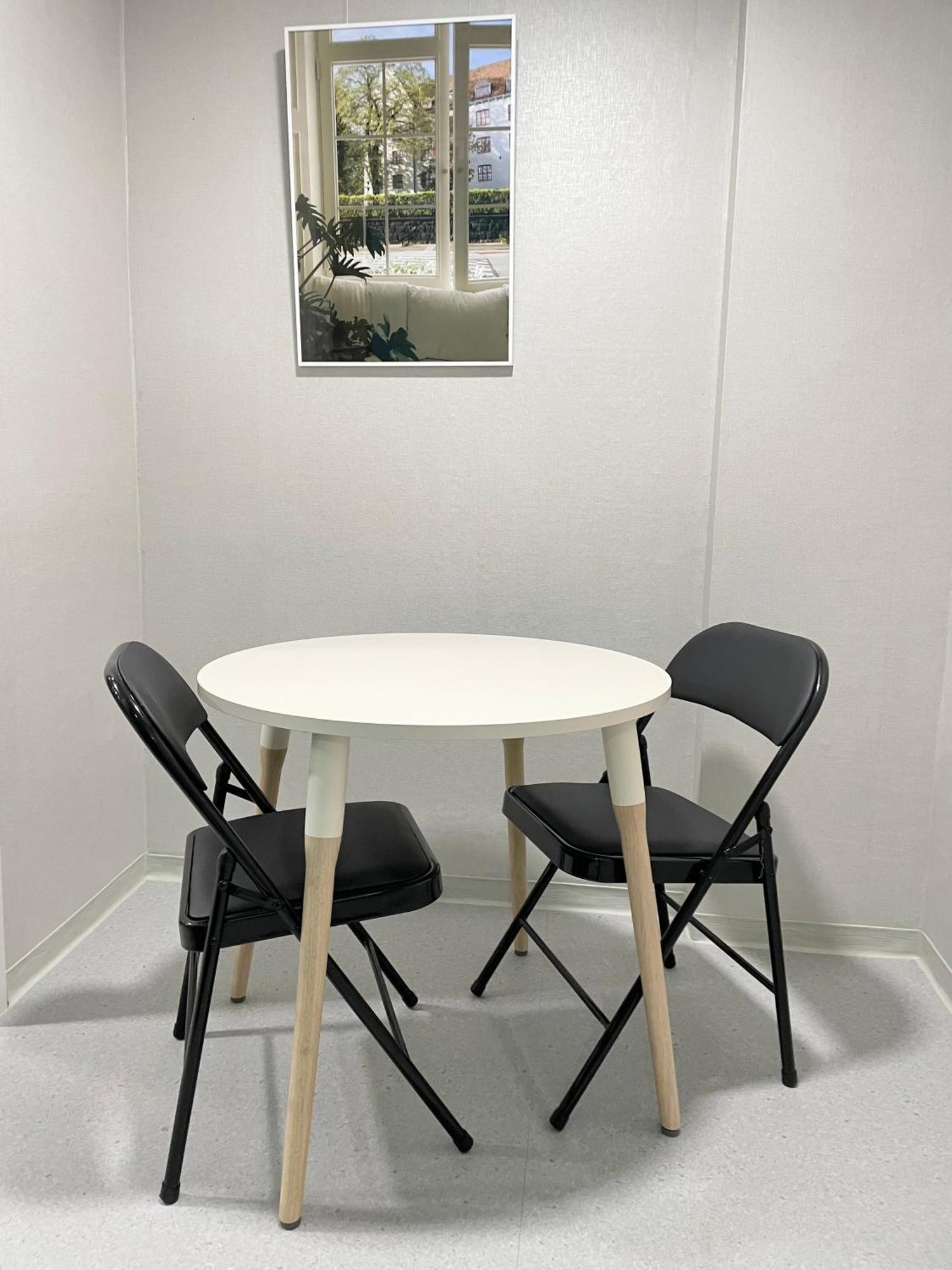Female Only - Coco Stay Jongno Hyehwa Station Сеул Екстериор снимка