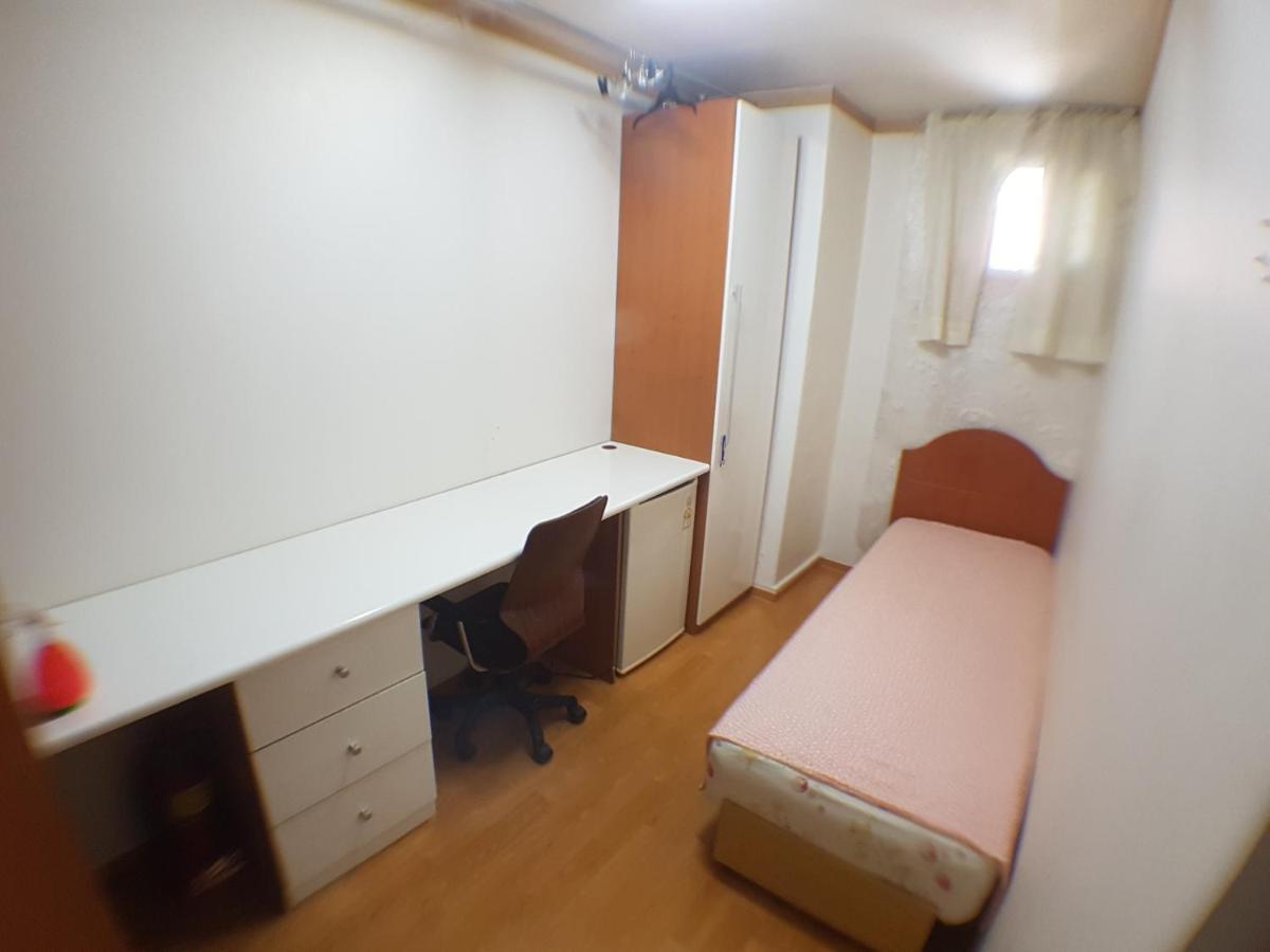 Female Only - Coco Stay Jongno Hyehwa Station Сеул Екстериор снимка