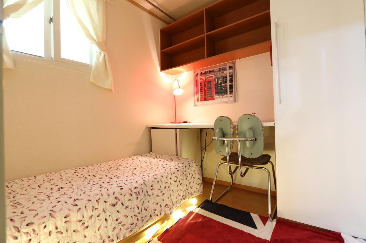 Female Only - Coco Stay Jongno Hyehwa Station Сеул Екстериор снимка